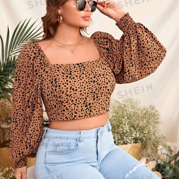 SHEIN Leopard Print Crop - Picture 1 of 4